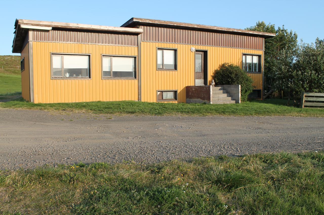 Midhop Guesthouse Thingeyrar Exteriér fotografie