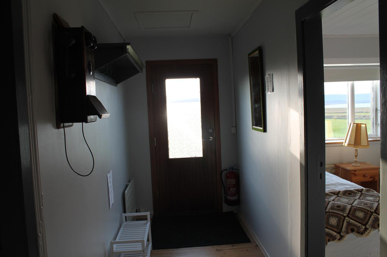 Midhop Guesthouse Thingeyrar Exteriér fotografie